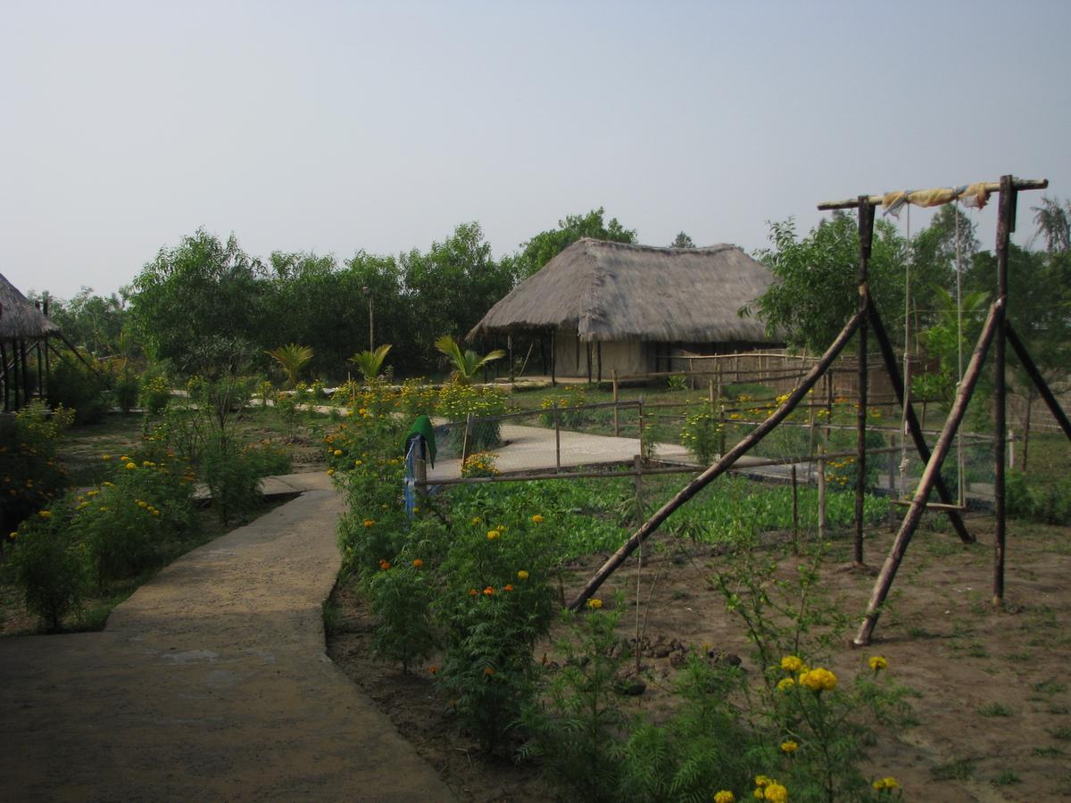Estuarine Village Resort Sātabhāya Εξωτερικό φωτογραφία